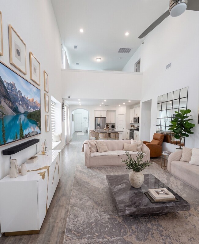 Foto del edificio - 3915 Spencer Ln