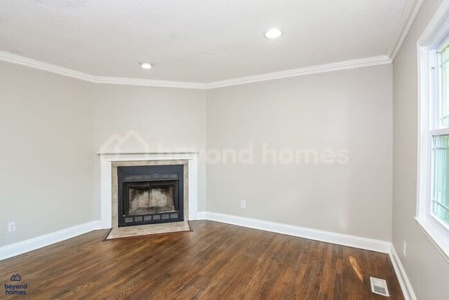 Foto del edificio - Beautiful 3-Bed 2.5-Bath + Bonus Room Home - Minutes from Downtown Chattanooga!