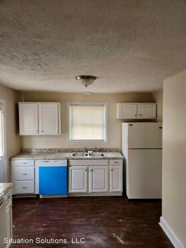 Foto del edificio - 3 br, 2 bath House - 466 Raleigh Avenue