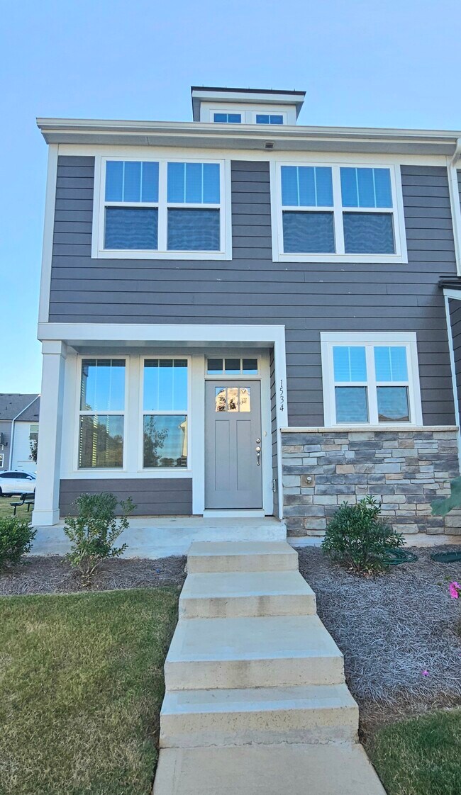 Building Photo - 1534 Cedar Tree Dr