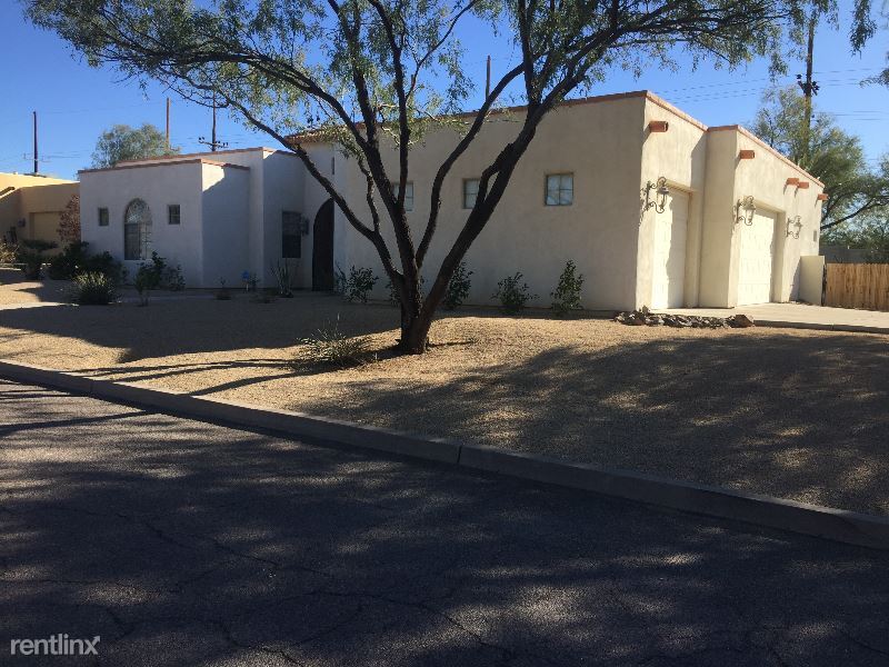 Foto principal - 3 br, 2.5 bath House - 3504 E Calle Del Prado