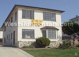 Building Photo - 144 Palos Verdes Blvd