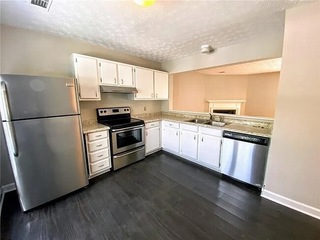 Building Photo - 2504 Queen Anne Ct