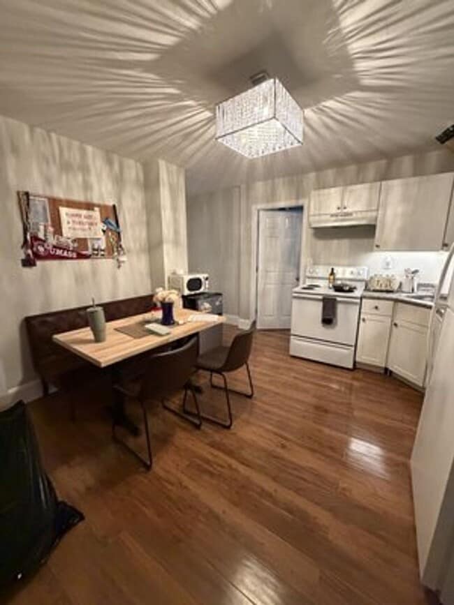 NORTH E. 2 BR Apartment - 6/1/26 - NORTH E. 2 BR Apartment - 6/1/26