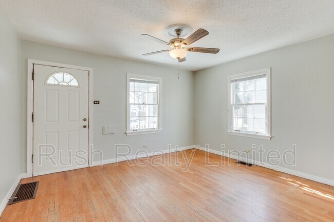 Building Photo - 3703 S Sherman St
