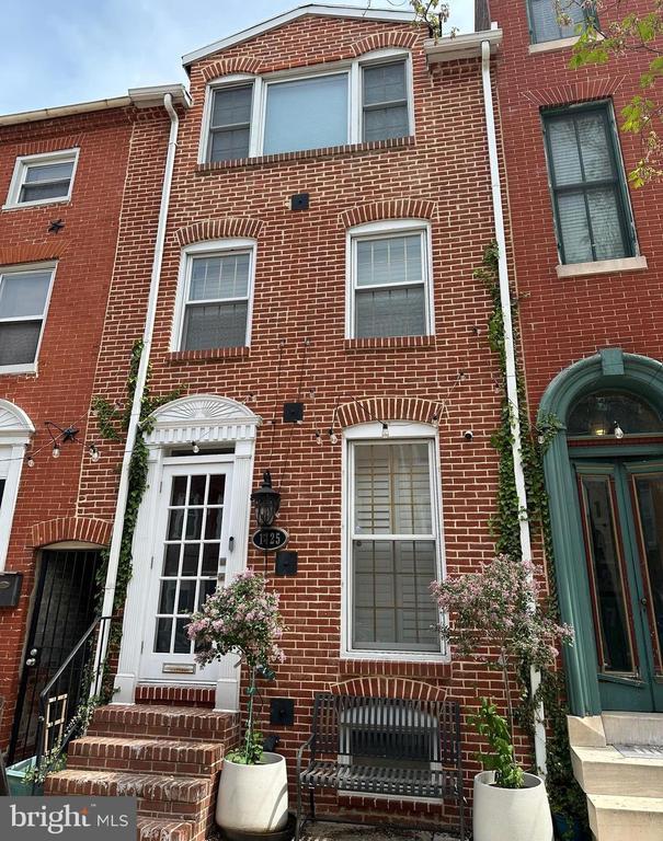 Foto principal - 1425 William St