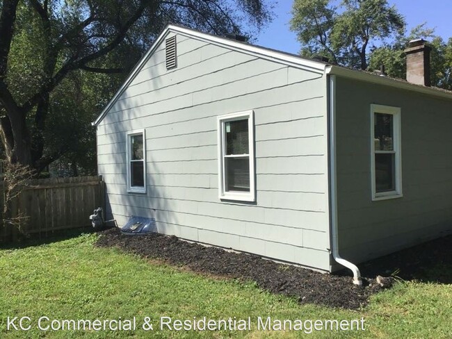 Building Photo - 3 br, 1 bath House - 10118 E 79th Street