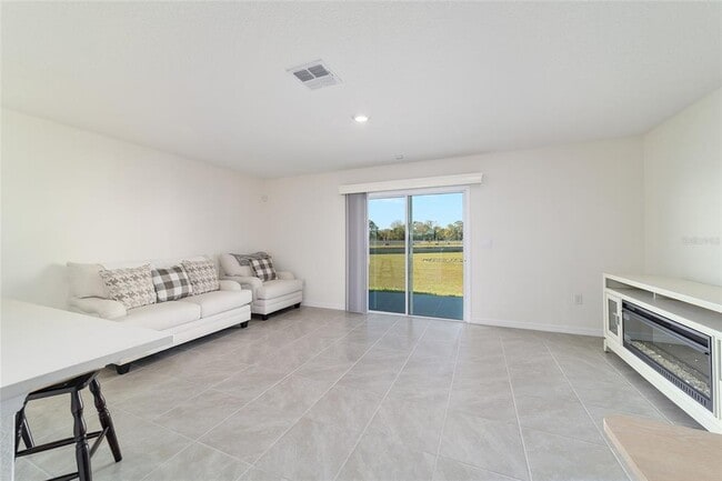 Foto del edificio - 6677 SW 81st Lp
