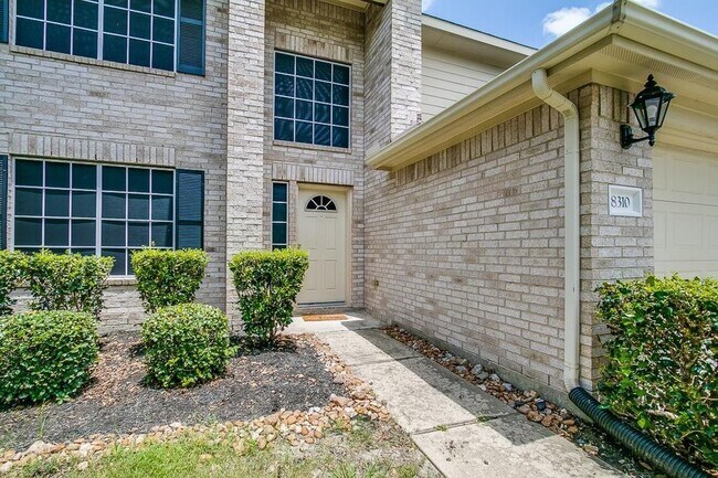 Foto del edificio - 8310 Coriander Ln