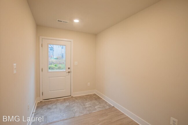 Foto del edificio - 4 br, 3.5 bath House - 7751 Steatite Ln