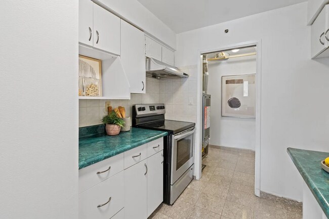 Foto del edificio - 2462 Rowntree Way