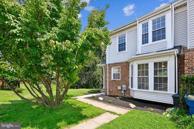 Building Photo - 17 Ruddington Ct