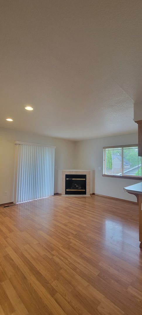 Foto del edificio - 3267 NE Grandhaven Dr