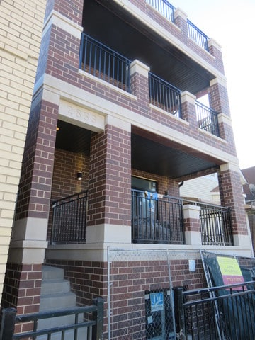 Building Photo - 2836 N Kedzie Ave