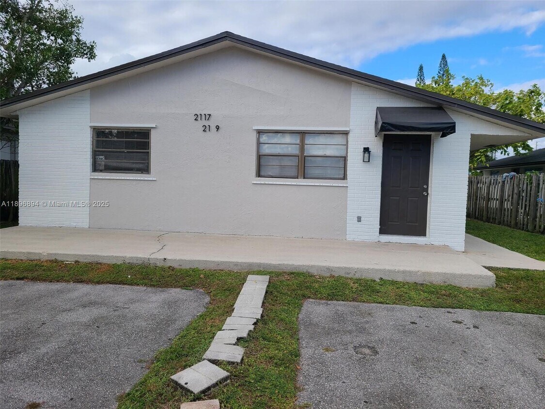 Foto principal - 2117 Liberty St