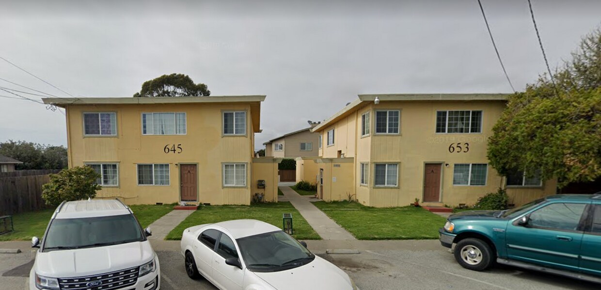 Primary Photo - 645 Grove St