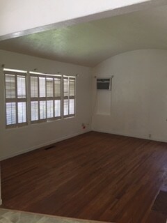 Foto del edificio - 1118 W Park St