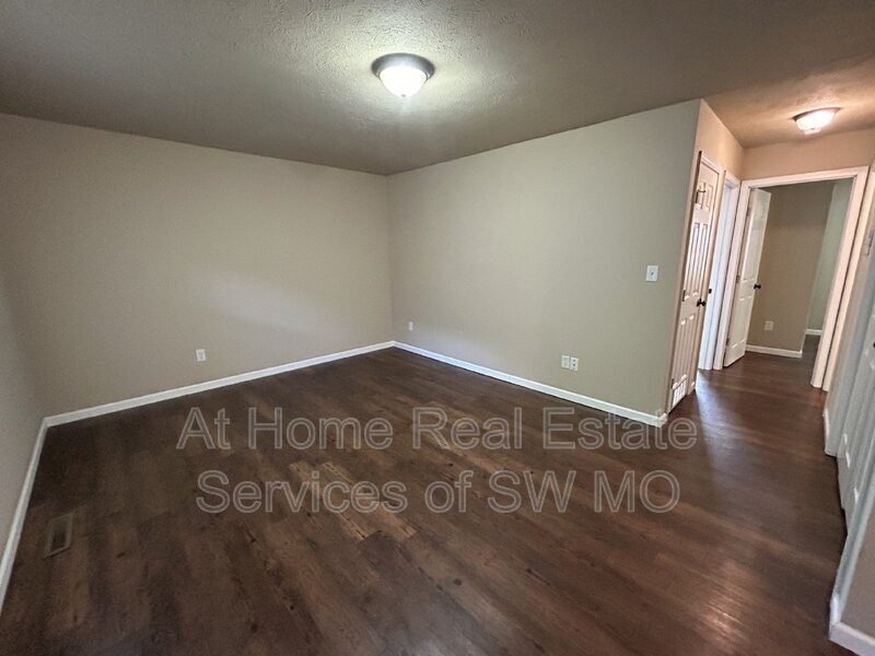 1306 E McDaniel St Unit 1