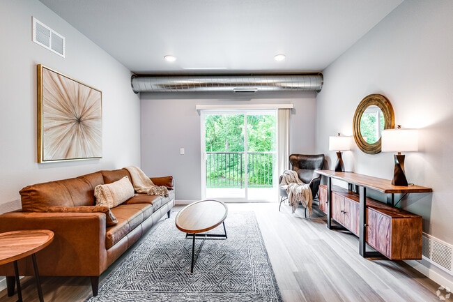 Mille Lacs - 2 Bed / 2 Bath - Flats at Neill Park