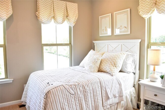 Building Photo - 6413 Knotgrass Alley