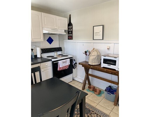 Foto del edificio - 353 Hancock St