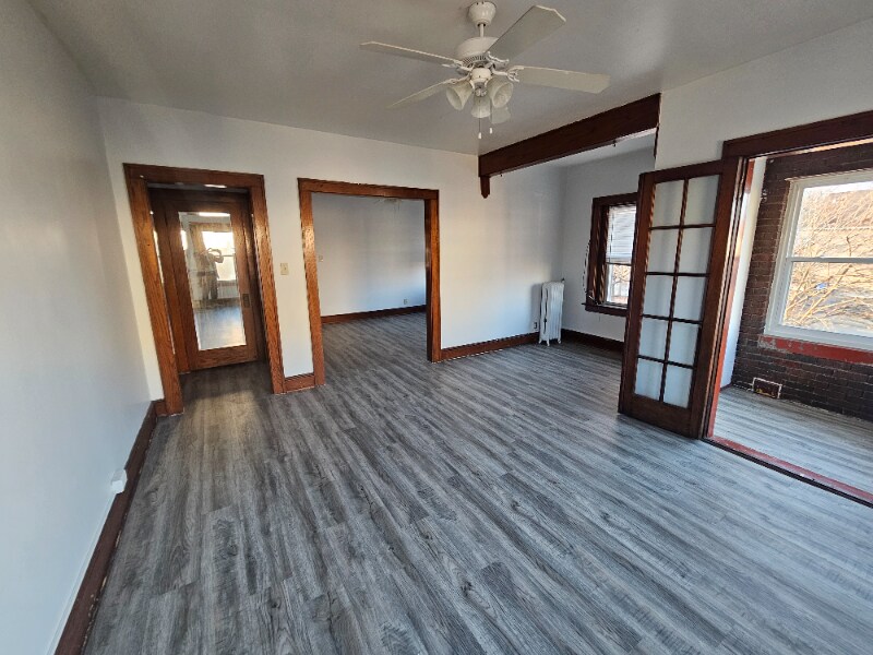 1560 7th Ave Unit Apartment 2W, Moline, IL 61265 Room for Rent in Moline, IL