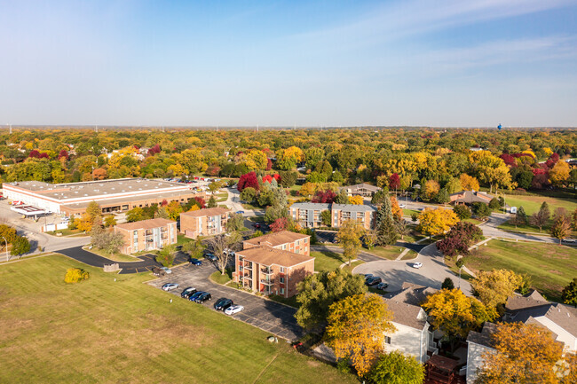 Aerial Photo - 256-280 Canterbury Ln