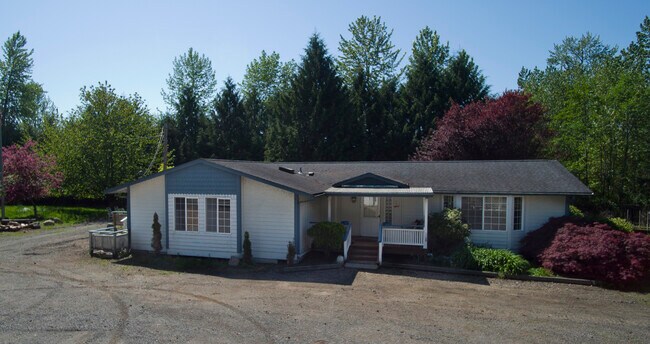 Foto del edificio - 13315 Lost Lake Rd