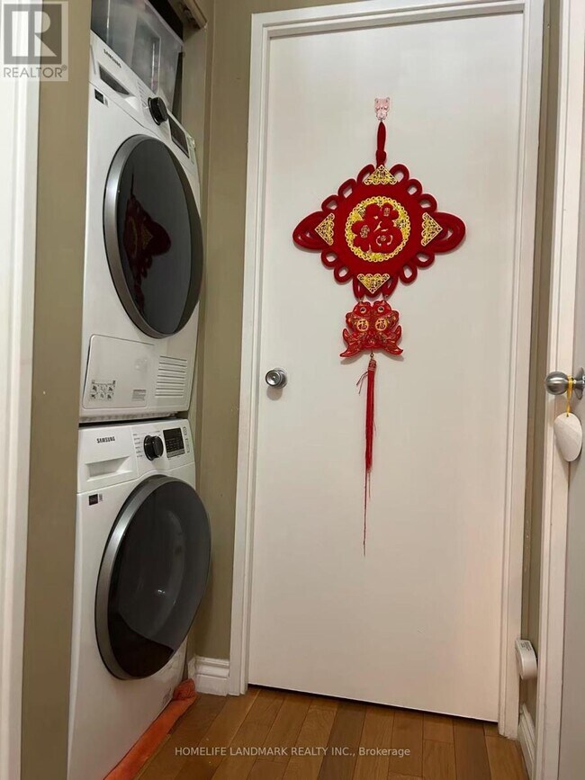 Photo du bâtiment - 336 Hollyberry Trail