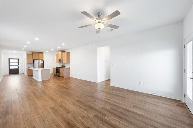 Foto del edificio - 751 Papaya Dr