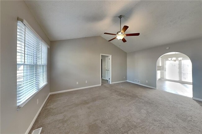 Building Photo - 161 Bentley Pkwy