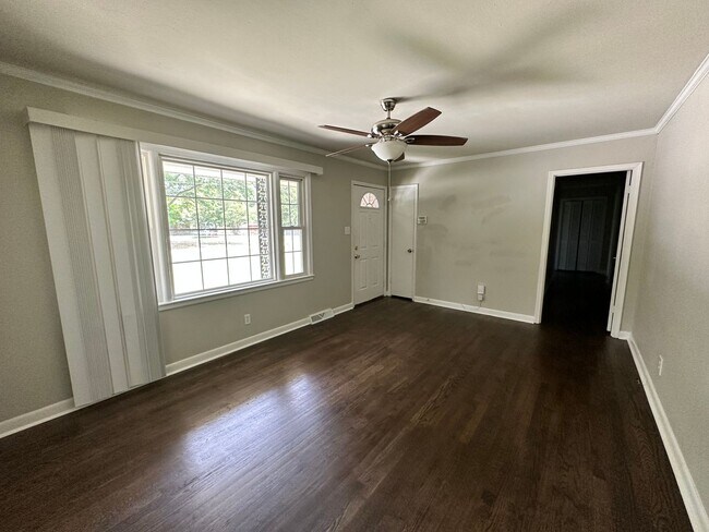 Foto del edificio - Exclusively Offered by Muse Realty Rentals...