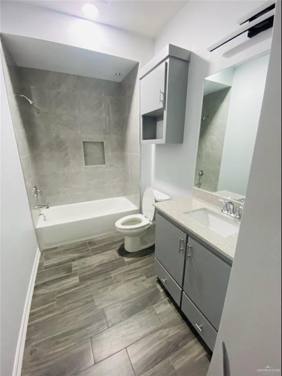 Building Photo - 3924 Las Vistas Ln