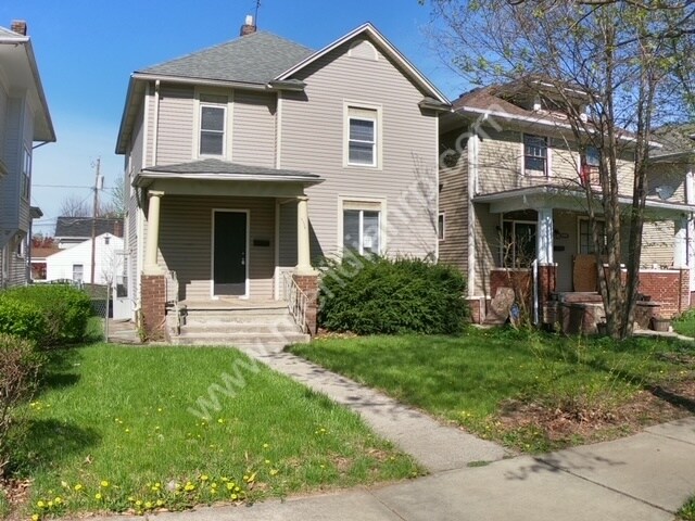 Primary Photo - 3228 Webster St