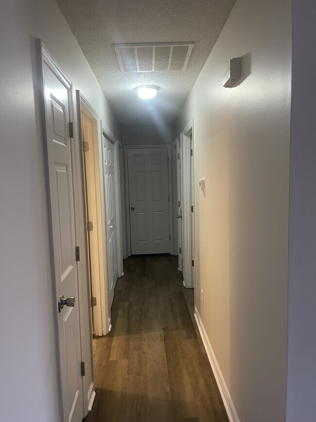 Foto del edificio - 912 Gregory St