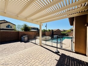 Building Photo - 7404 Eggshell Dr