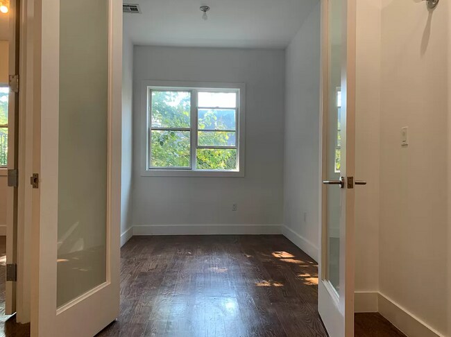 Foto del edificio - 1072 Bergen St