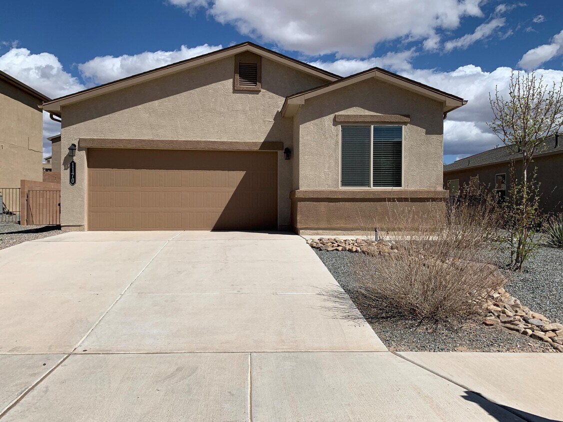 1170 Grace St NE, Rio Rancho, NM 87144 House for Rent in Rio Rancho
