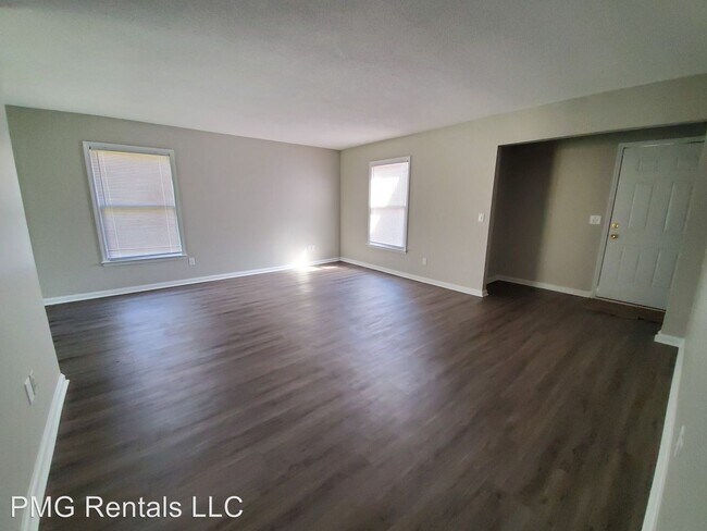 Building Photo - 2 br, 2 bath Room For Rent - 17 Sagebrush