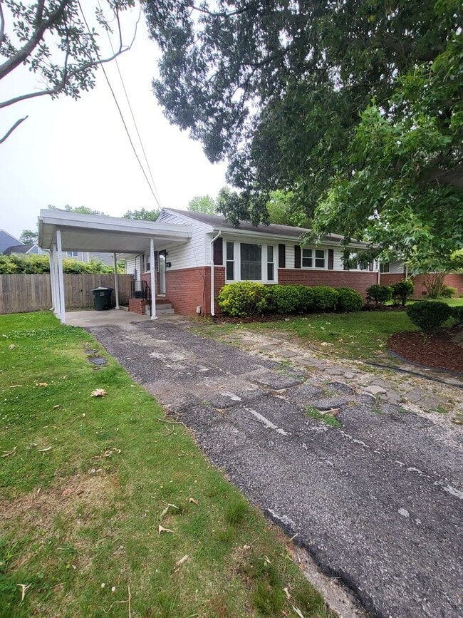 Building Photo - AZALEA ACRES