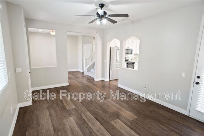Building Photo - 24622 W Montevista Cir.
