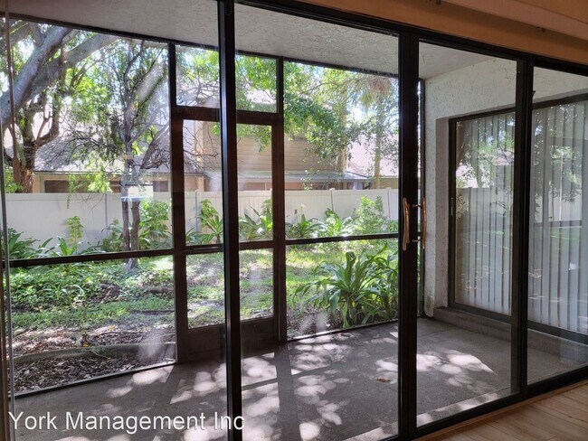 Foto del edificio - 2 br, 2 bath House - 853 Mecca Drive # 1B