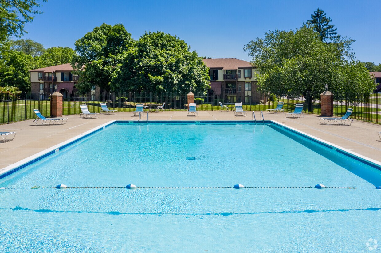 Granada Apartments Apartments at 2760 Granada Dr Jackson, MI