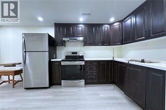 Building Photo - 59 Windrush Trail