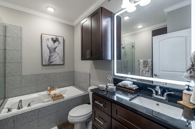 1HAB, 1BA - 904 ft² - Baño - Fountaine Bleau Central Landing