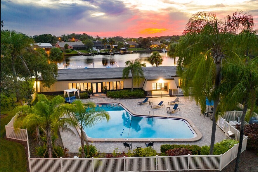 Waterview at Rocky Point