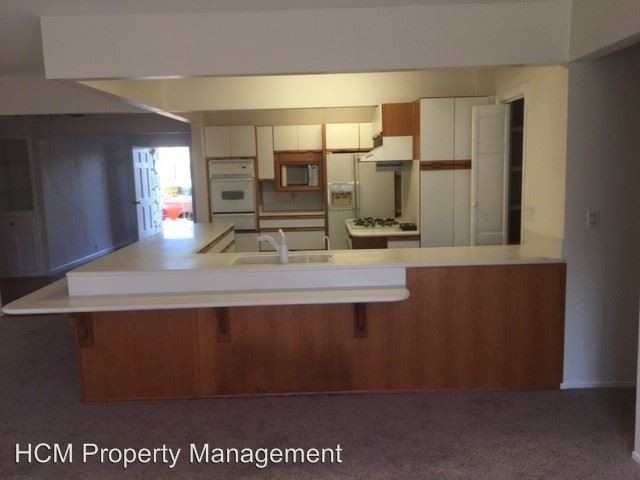 Building Photo - 3 br, 3 bath House - 2616 E 218th Place