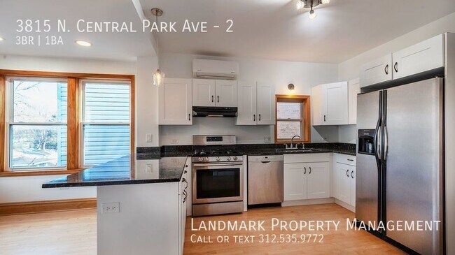 Foto del edificio - 3815 N Central Park Ave  #2, Chicago