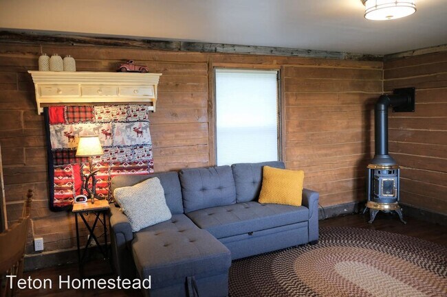Foto del edificio - 1 br, 1 bath House - 5415 West 3000 South