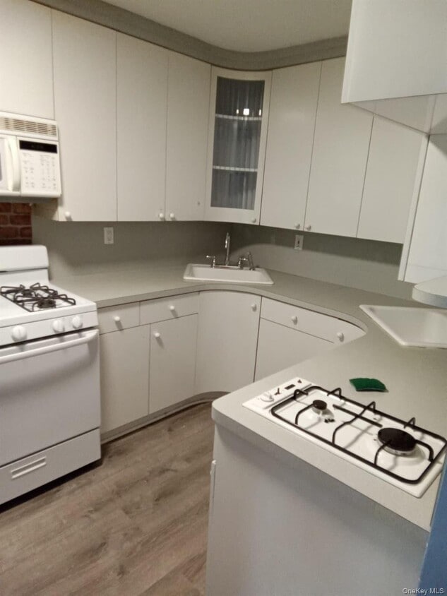 Foto principal - 143 Kearsing Pkwy